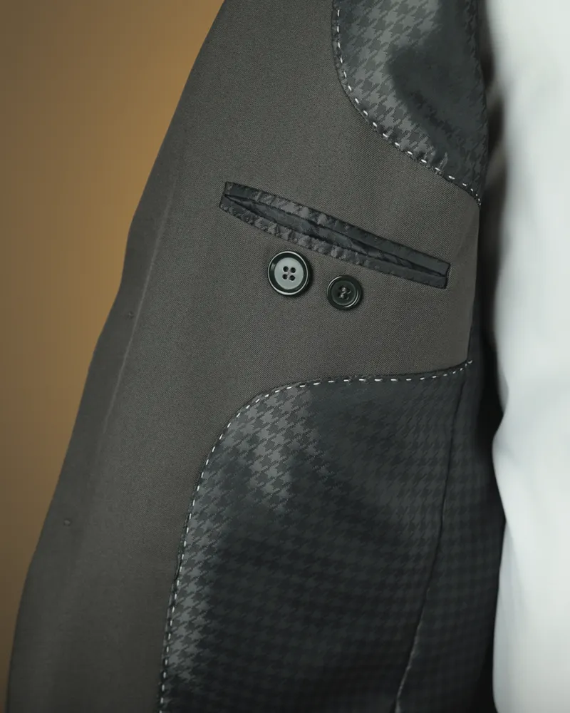 Terno Slim Cinza Escuro Liso microfibra premium – detalhe